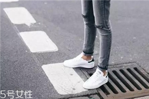 小白鞋開膠了怎么辦？一招拯救開膠小白鞋