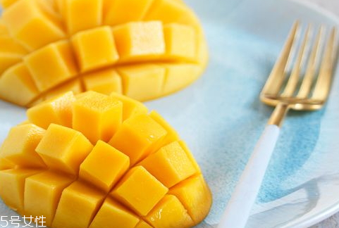 澳芒怎么切 切澳芒的步驟圖解 澳芒怎么切 切澳芒的步驟圖解