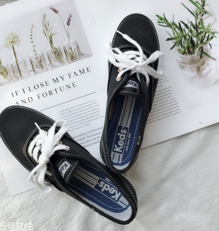 keds帆布鞋碼偏大嗎？keds鞋碼挑選方法