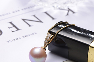 愛(ài)迪生珍珠為什么掉色？愛(ài)迪生珍珠值得收藏嗎