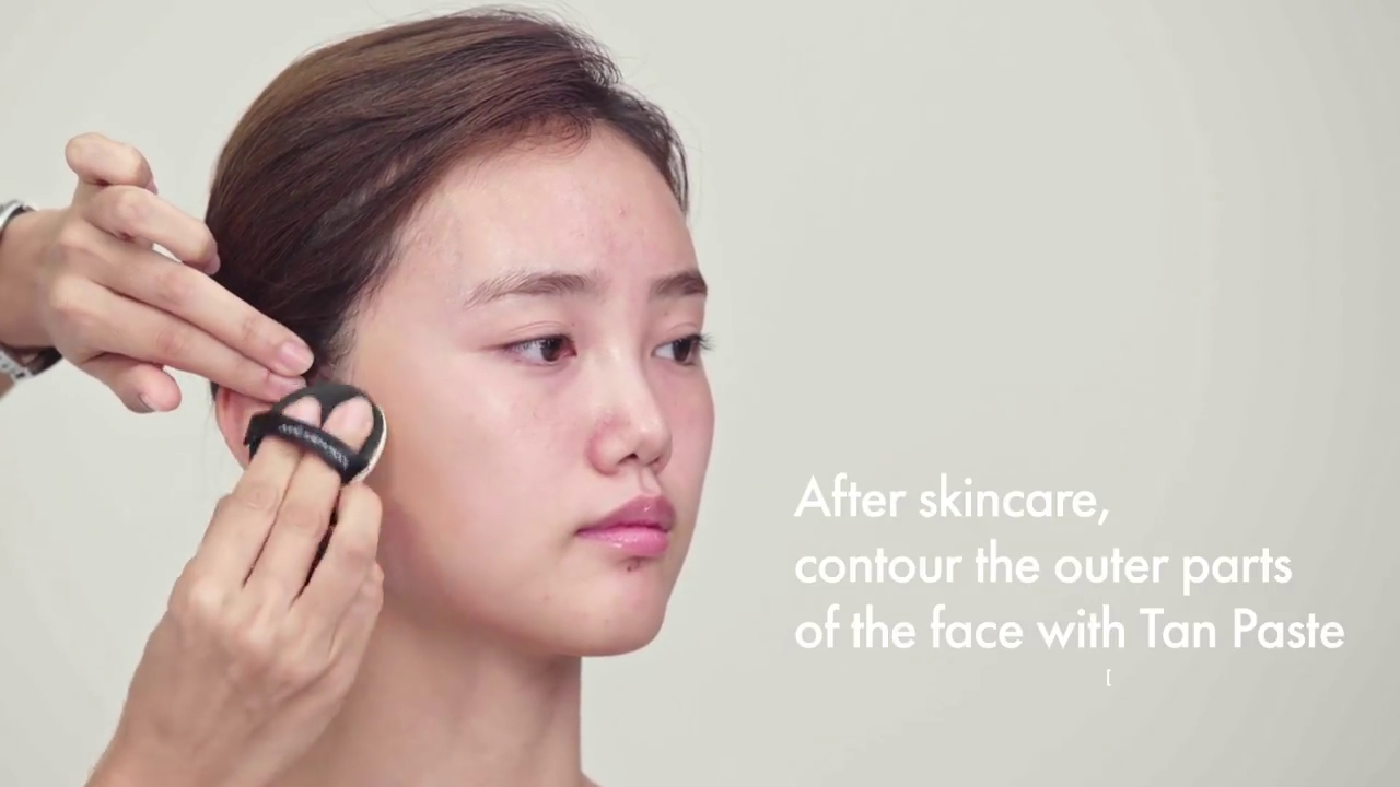 優(yōu)雅裸妝教程圖解 如何畫(huà)裸妝圖解