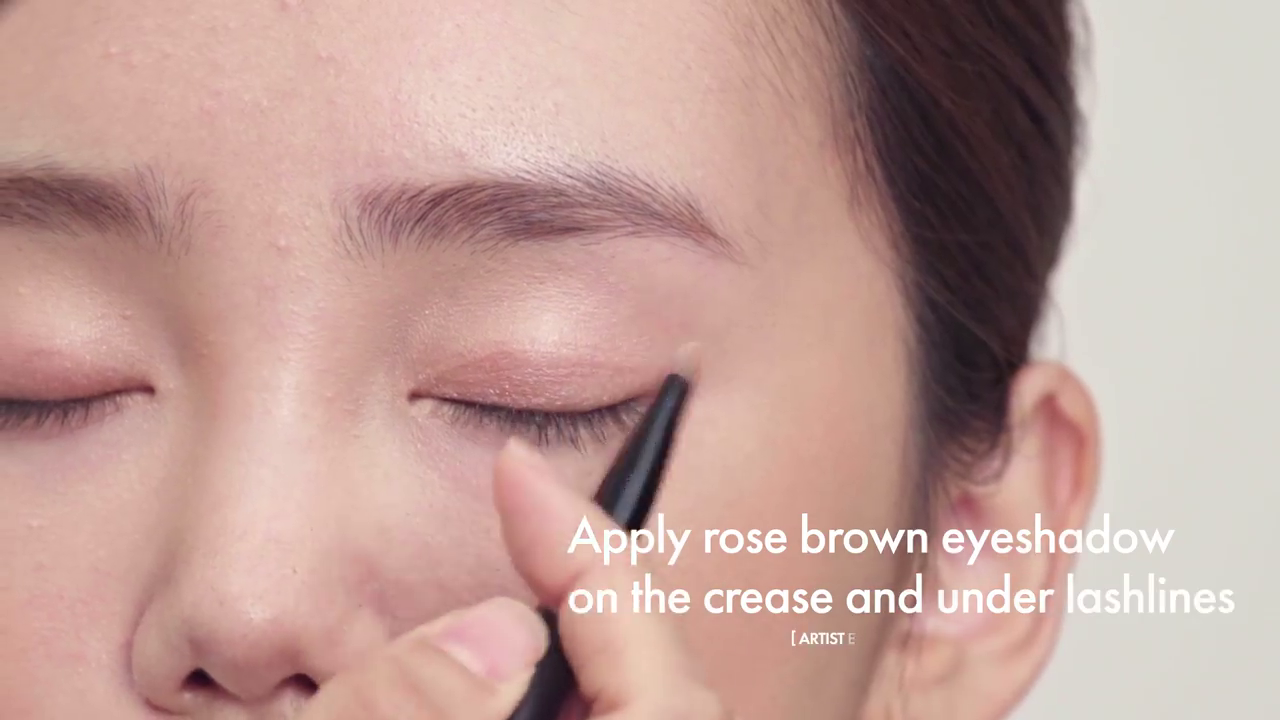 優(yōu)雅裸妝教程圖解 如何畫(huà)裸妝圖解