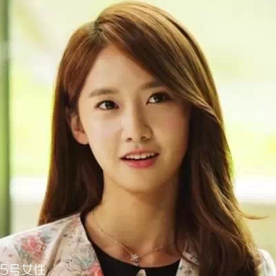 什么發(fā)型顯臉小 百搭顯嫩發(fā)型推薦 什么發(fā)型顯臉小 百搭顯嫩發(fā)型推薦