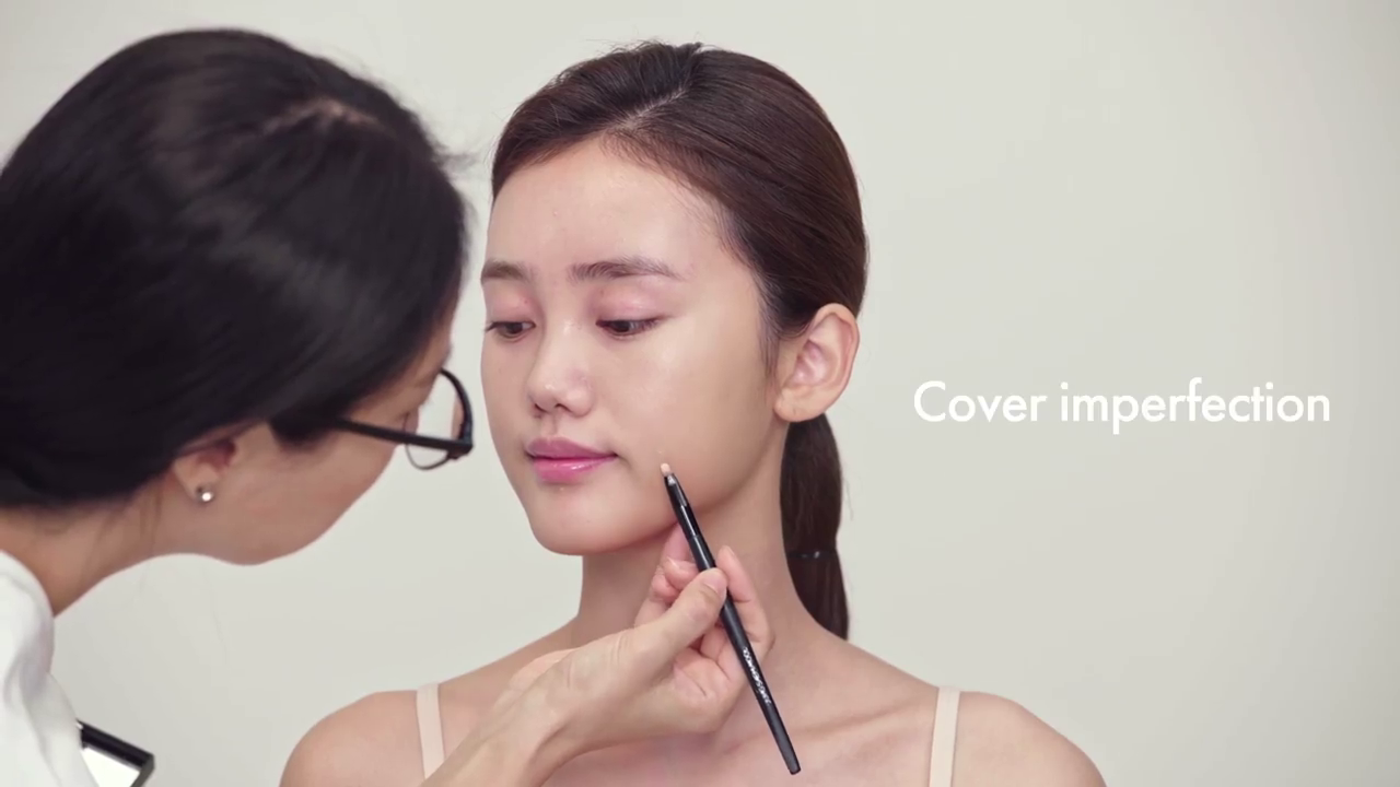 優(yōu)雅裸妝教程圖解 如何畫(huà)裸妝圖解