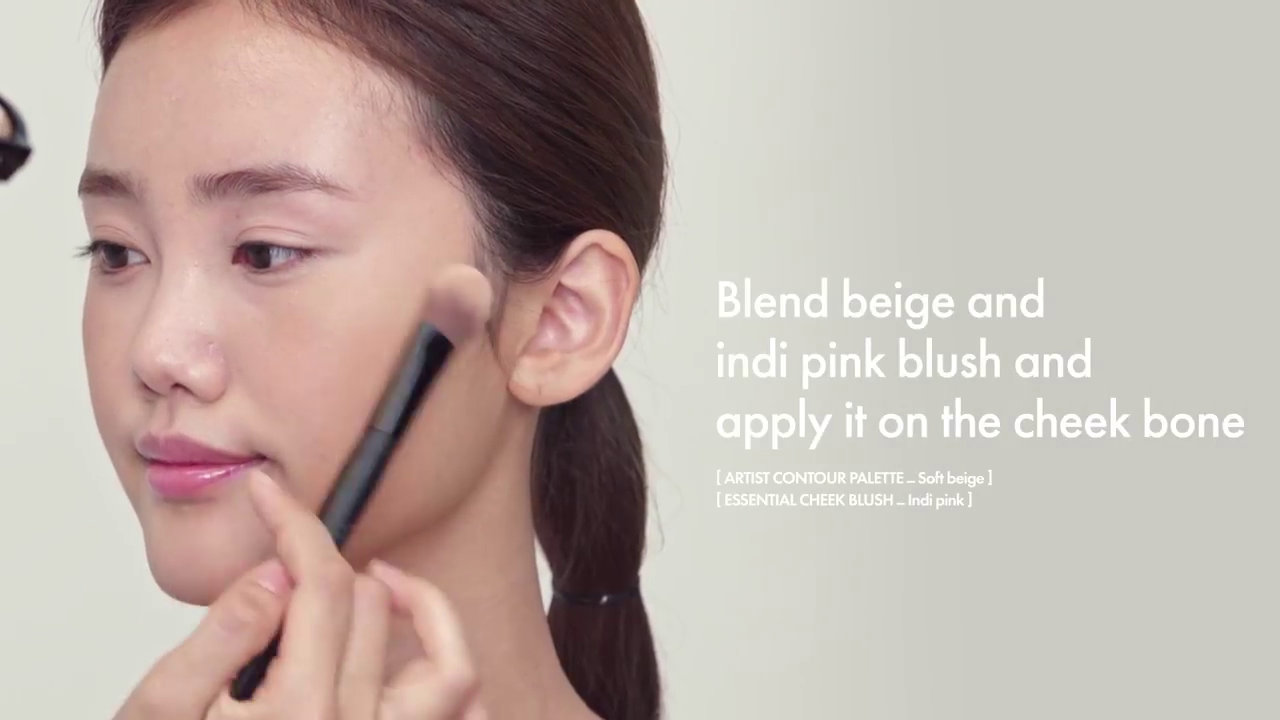 優(yōu)雅裸妝教程圖解 如何畫(huà)裸妝圖解