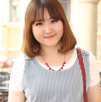 臉上有肉的女生適合什么發(fā)型 遮肉又修飾臉型的發(fā)型 臉上有肉的女生適合什么發(fā)型 遮肉又修飾臉型的發(fā)型