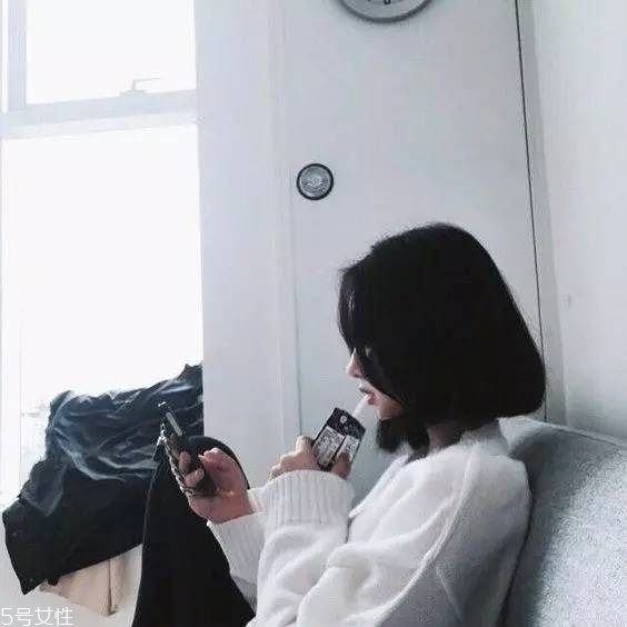 染發(fā)哪個顏色自然 染出來比較自然的發(fā)色顏色 染發(fā)哪個顏色自然 染出來比較自然的發(fā)色顏色