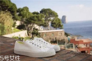 小白鞋清潔劑哪個好？小白鞋清潔劑品牌推薦