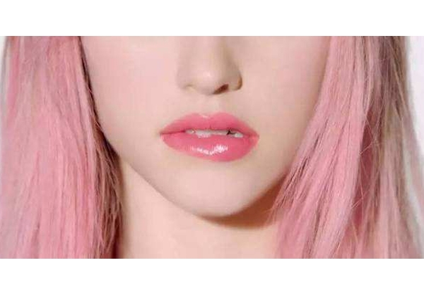 裸粉色口紅好看嗎 裸粉色口紅有哪些牌子 裸粉色口紅好看嗎 裸粉色口紅有哪些牌子