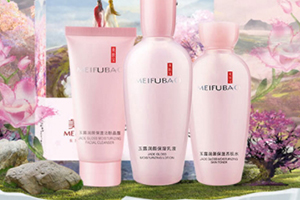 美膚寶和珀萊雅哪個(gè)好？關(guān)于美膚寶和珀萊雅的選擇