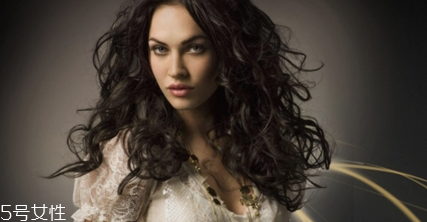 多久燙一次頭發(fā)比較好 燙頭發(fā)要注意 多久燙一次頭發(fā)比較好 燙頭發(fā)要注意