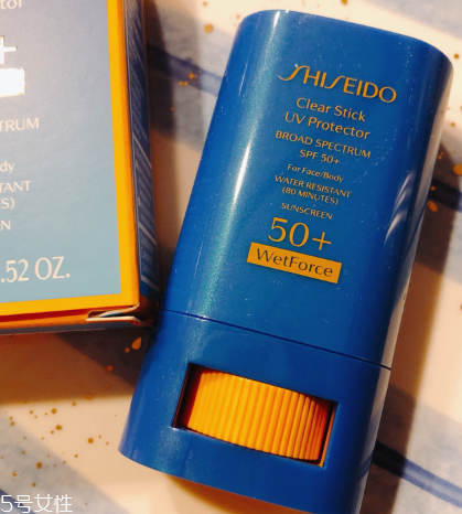 資生堂新艷陽(yáng)果凍防曬棒多少錢 可以用來補(bǔ)妝的防曬 資生堂新艷陽(yáng)果凍防曬棒多少錢 可以用來補(bǔ)妝的防曬