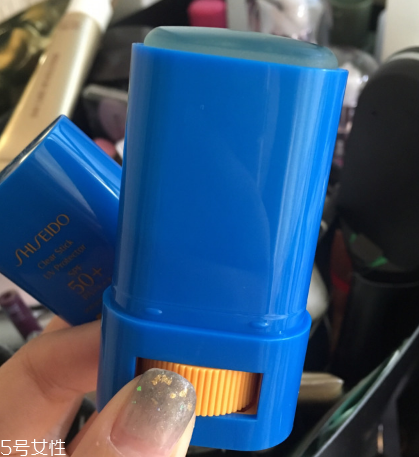 資生堂新艷陽(yáng)果凍防曬棒多少錢 可以用來補(bǔ)妝的防曬 資生堂新艷陽(yáng)果凍防曬棒多少錢 可以用來補(bǔ)妝的防曬