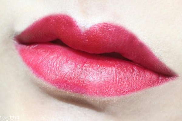 雅詩蘭黛戀愛310好看嗎 雅詩蘭黛love310真人試色 雅詩蘭黛戀愛310好看嗎 雅詩蘭黛love310真人試色