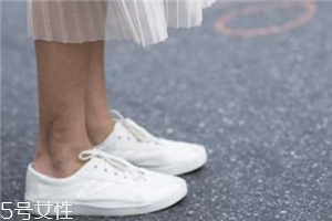 小白鞋多久洗一次？小白鞋的清洗頻率