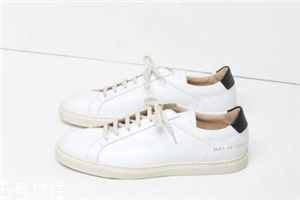 小白鞋發(fā)霉了怎么洗掉？小白鞋霉點(diǎn)清洗方法