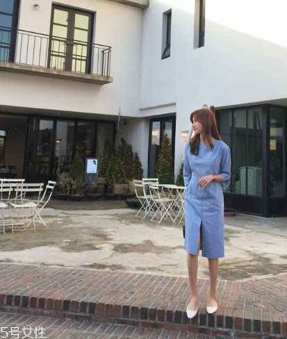 牛仔連衣裙配什么鞋？牛仔連衣裙搭配鞋子圖片