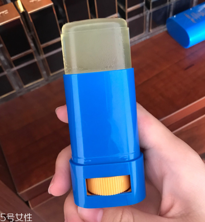 資生堂新艷陽(yáng)果凍防曬棒好不好用 資生堂2018防曬黑科技