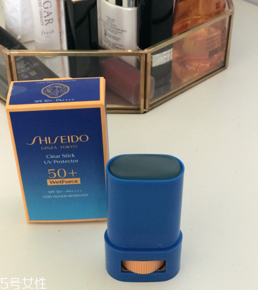 資生堂新艷陽(yáng)果凍防曬棒好不好用 資生堂2018防曬黑科技