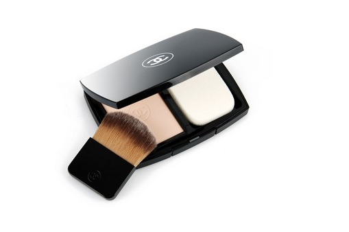 散粉蜜粉粉餅?zāi)膫€好用 散粉粉餅蜜粉的區(qū)別 散粉蜜粉粉餅?zāi)膫€好用 散粉粉餅蜜粉的區(qū)別