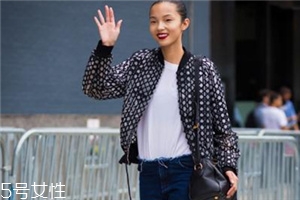 白色t恤搭配什么外套？白色t恤搭配外套圖片