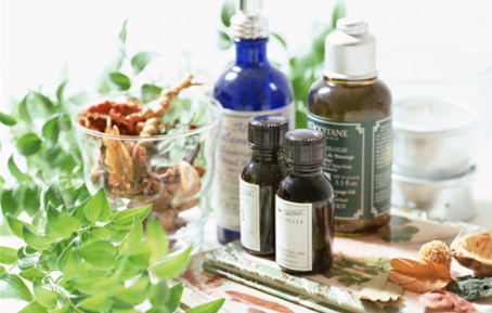 玫瑰精油和薰衣草精油可以一起用嗎？怎么混合