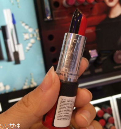 撞色妝怎么化好看 簡單撞色妝圖解教程 撞色妝怎么化好看 簡單撞色妝圖解教程