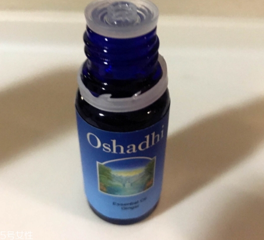 單方精油可以做香薰嗎？單方精油和復(fù)方精油哪個(gè)做香薰好