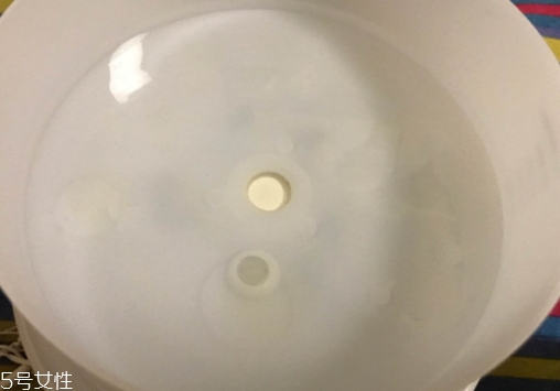 單方精油可以做香薰嗎？單方精油和復(fù)方精油哪個(gè)做香薰好