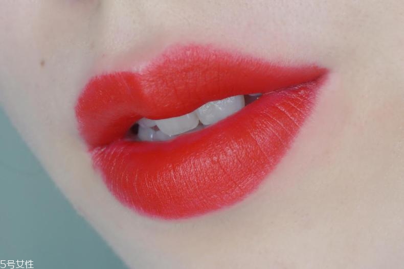 雅詩蘭黛戀愛310適合日常嗎 雅詩蘭黛戀愛310素顏嗎