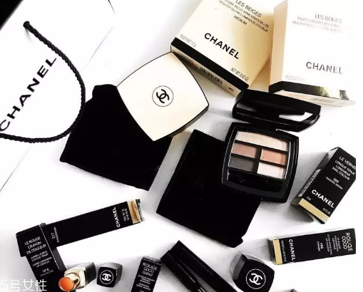 香奈兒果凍氣墊適合什么膚質(zhì) 香奈兒果凍氣墊粉餅價格 香奈兒果凍氣墊適合什么膚質(zhì) 香奈兒果凍氣墊粉餅價格