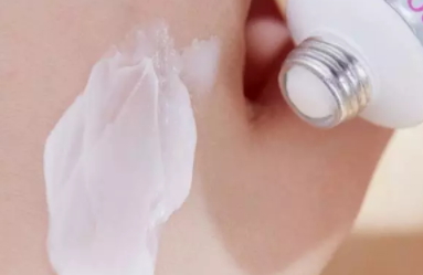 xhekpon頸紋霜要洗嗎？西班牙頸紋霜多久用一次