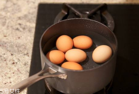 龍井可以煮茶葉蛋嗎 龍井茶煮茶葉蛋方法 龍井可以煮茶葉蛋嗎 龍井茶煮茶葉蛋方法