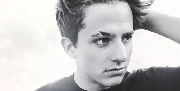 扁頭眉筆適合什么人 扁頭眉筆怎么用圖解 扁頭眉筆適合什么人 扁頭眉筆怎么用圖解