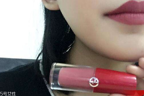 阿瑪尼小胖丁511日常嗎 2018小胖丁511適合素顏嗎 阿瑪尼小胖丁511日常嗎 2018小胖丁511適合素顏嗎