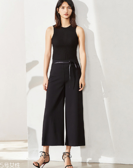 下半身胖怎么搭配衣服？下半身胖穿搭技巧