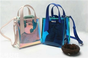 小ck鐳射包多少錢？charles keith鐳射包價格