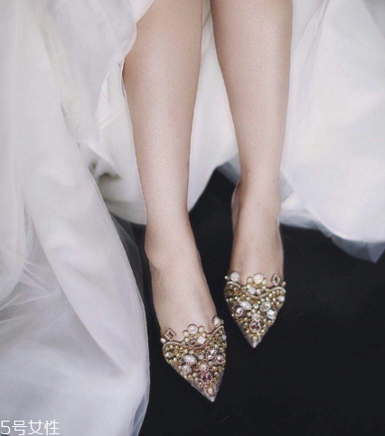 婚鞋一定要紅色嗎？婚鞋的顏色講究