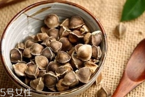 辣木籽是飯前吃還是飯后吃？