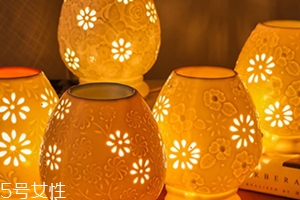 香薰燈燈不亮怎么回事？香薰燈怎么換燈泡