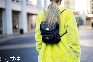 今年流行什么樣的雙肩包？2022最流行的雙肩包