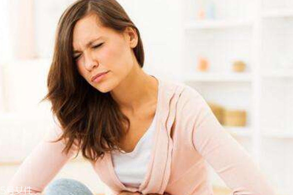 經(jīng)期中用什么護(hù)膚品好 經(jīng)期護(hù)膚法改變顏值 經(jīng)期中用什么護(hù)膚品好 經(jīng)期護(hù)膚法改變顏值