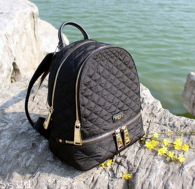 今年流行什么樣的雙肩包？2022最流行的雙肩包