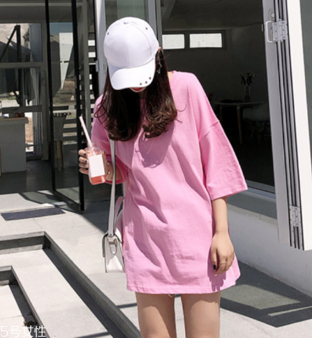 2018流行什么顏色t恤？今年最火的t恤顏色