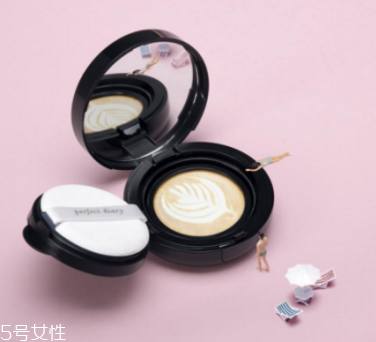 完美日記粉底液怎么樣 perfect diary完美日記 完美日記粉底液怎么樣 perfect diary完美日記