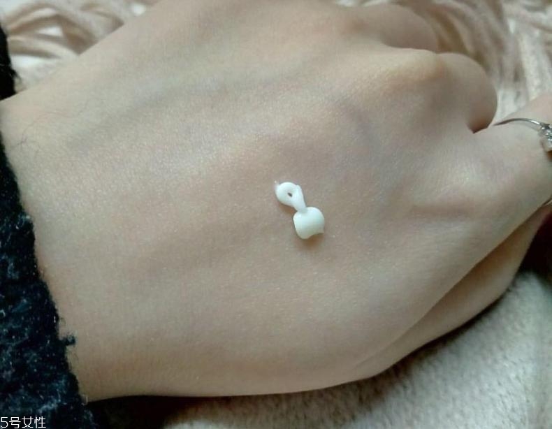 evelom護手霜適合夏天用嗎 evelom護手霜油不油