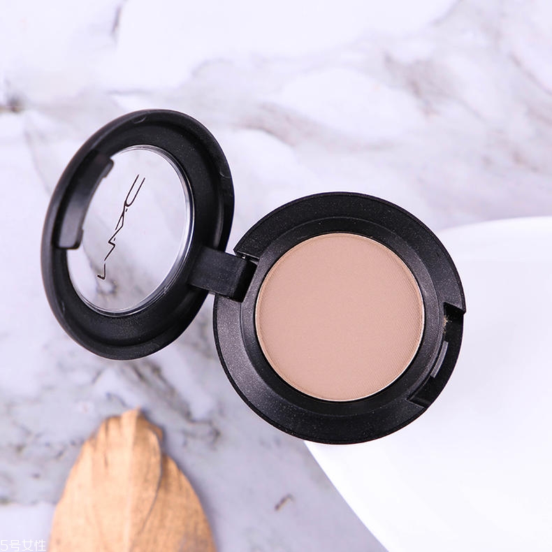 Instagram上火過(guò)哪些化妝品 ins熱潮彩妝單品盤點(diǎn) Instagram上火過(guò)哪些化妝品 ins熱潮彩妝單品盤點(diǎn)