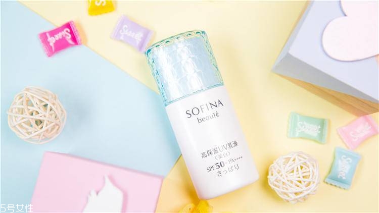 蘇菲娜白小花新版和舊版區(qū)別 sofina白小花升級版心得 蘇菲娜白小花新版和舊版區(qū)別 sofina白小花升級版心得