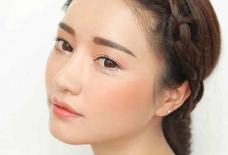 Instagram上火過(guò)哪些化妝品 ins熱潮彩妝單品盤點(diǎn) Instagram上火過(guò)哪些化妝品 ins熱潮彩妝單品盤點(diǎn)