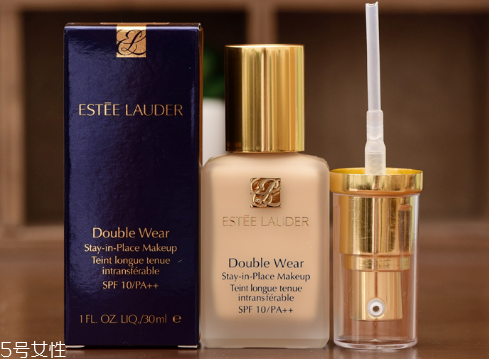 阿瑪尼和雅詩(shī)蘭黛粉底液哪個(gè)好 阿瑪尼粉底液和雅詩(shī)蘭黛對(duì)比 阿瑪尼和雅詩(shī)蘭黛粉底液哪個(gè)好 阿瑪尼粉底液和雅詩(shī)蘭黛對(duì)比